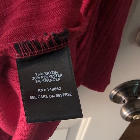 Torrid Red Ribbed Top - Picture 3 of 5